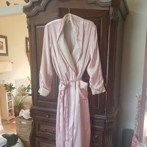 Pick bathrobe